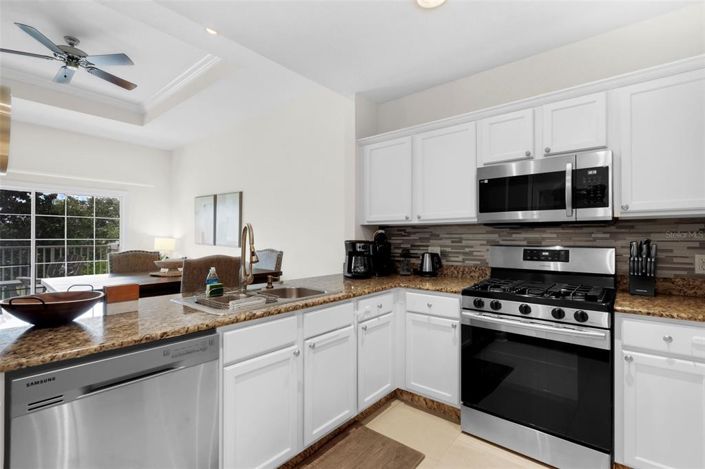 Image No.10-3 Bed Property for sale