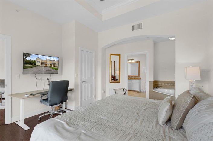 Image No.20-3 Bed Property for sale