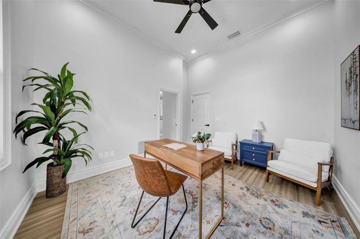 Image No.30-5 Bed Property for sale