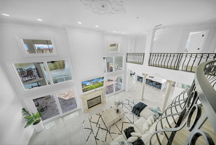 Image No.47-5 Bed Property for sale