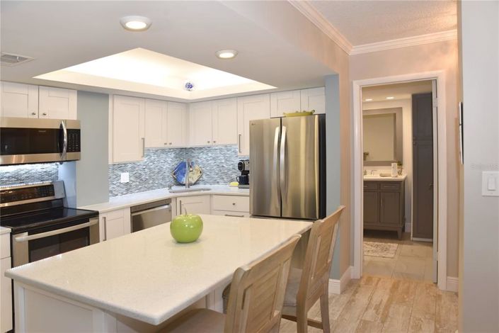 Image No.2-2 Bed Property for sale