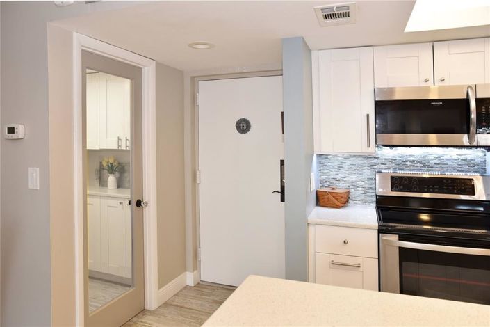 Image No.28-2 Bed Property for sale