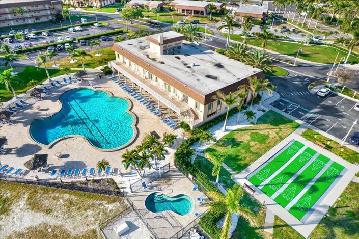 Image No.35-2 Bed Property for sale