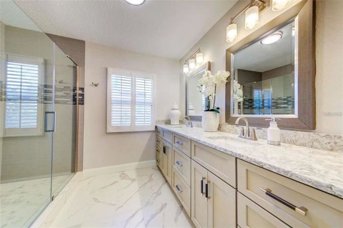 Image No.23-4 Bed Property for sale