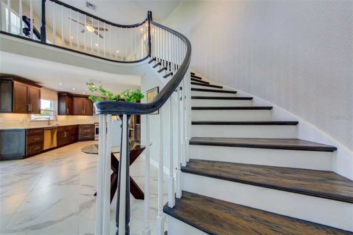 Image No.25-4 Bed Property for sale