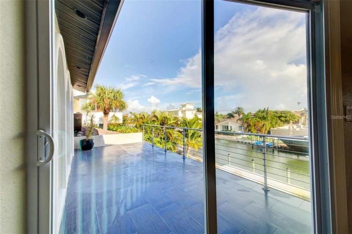 Image No.29-4 Bed Property for sale