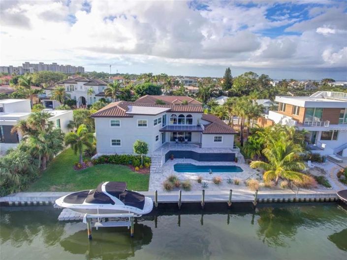 Image No.3-4 Bed Property for sale