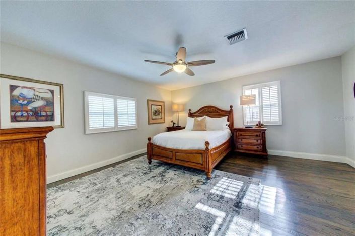 Image No.31-4 Bed Property for sale