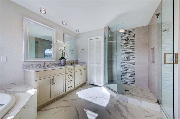 Image No.34-4 Bed Property for sale