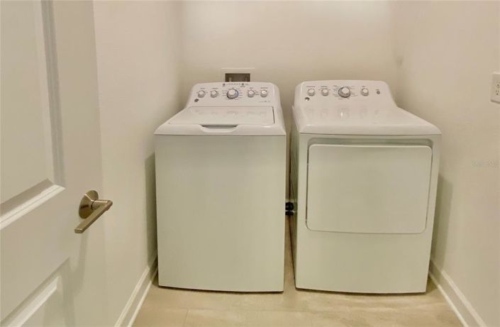 Image No.16-7 Bed Property for sale