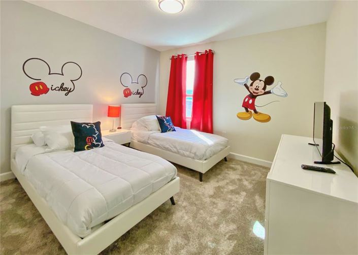 Image No.22-7 Bed Property for sale