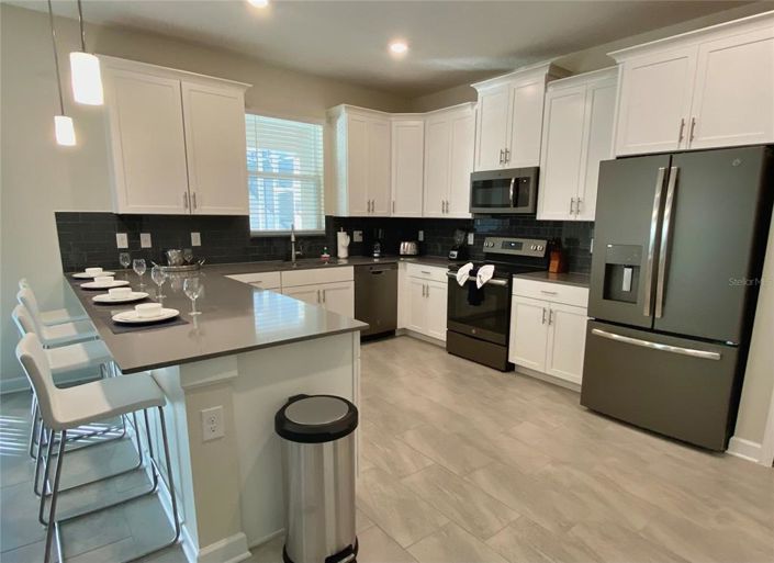 Image No.9-7 Bed Property for sale