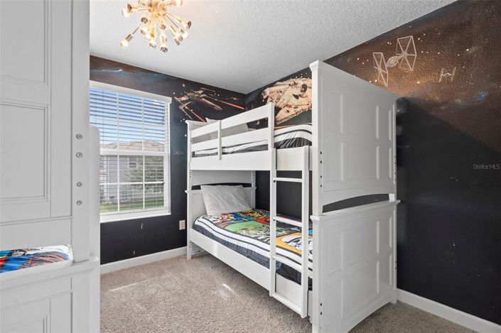 Image No.12-5 Bed Property for sale