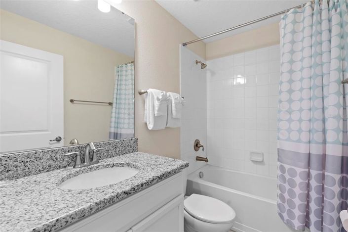 Image No.15-5 Bed Property for sale