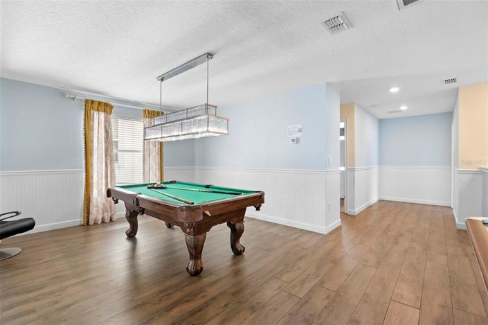 Image No.27-5 Bed Property for sale