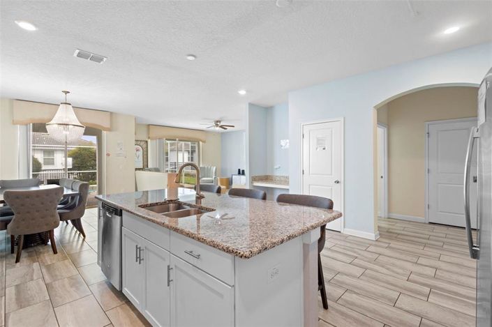 Image No.43-5 Bed Property for sale