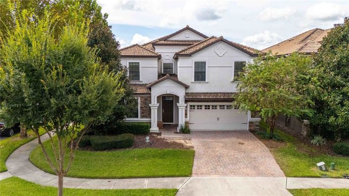 Image No.11-9 Bed Property for sale