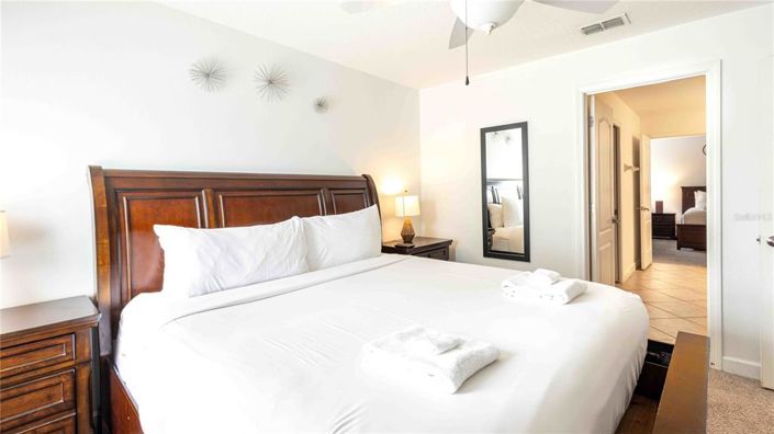 Image No.33-9 Bed Property for sale