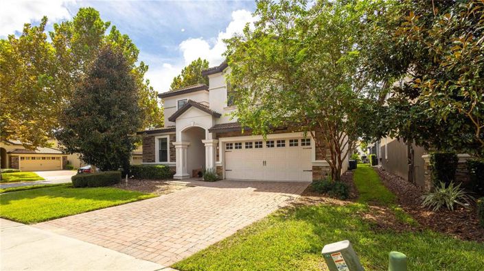 Image No.9-9 Bed Property for sale