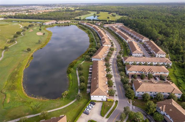 Image No.33-4 Bed Townhouse for sale