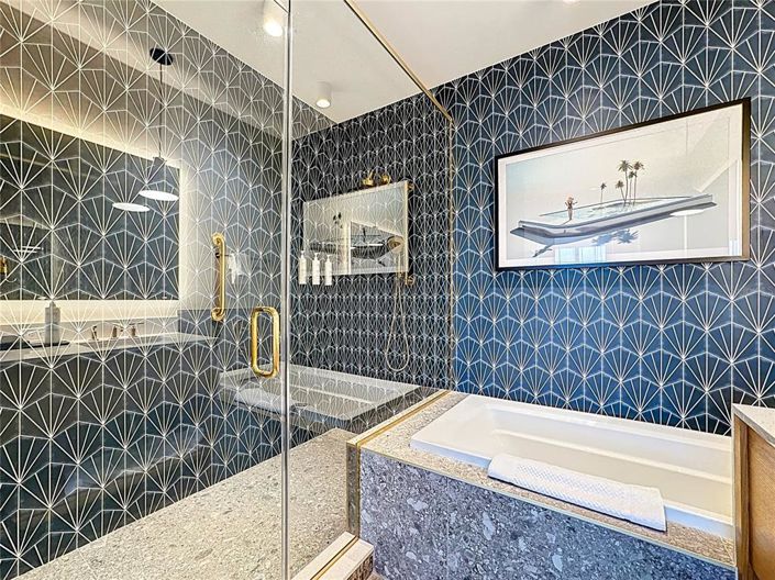 Image No.30-2 Bed Property for sale