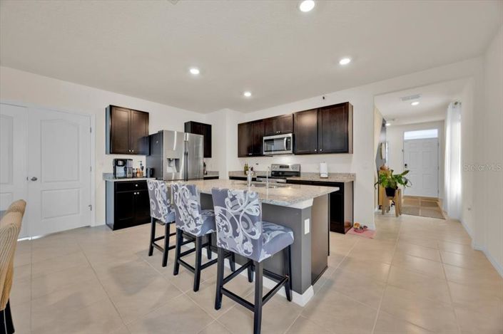 Image No.14-3 Bed Property for sale