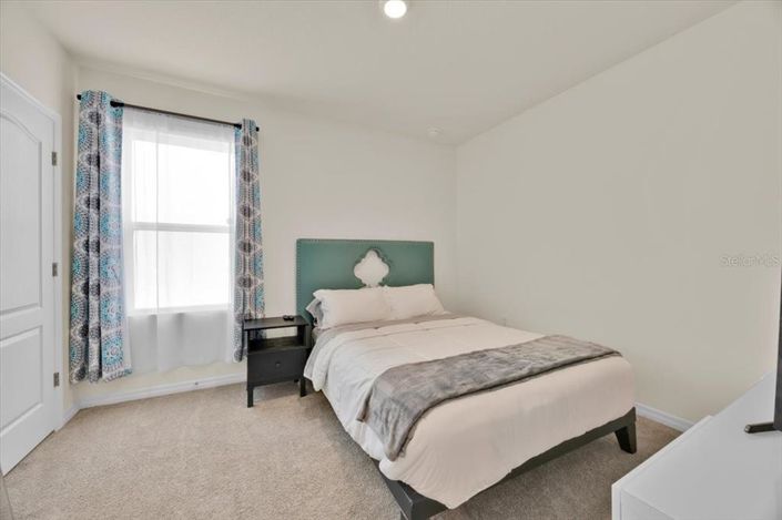 Image No.8-3 Bed Property for sale