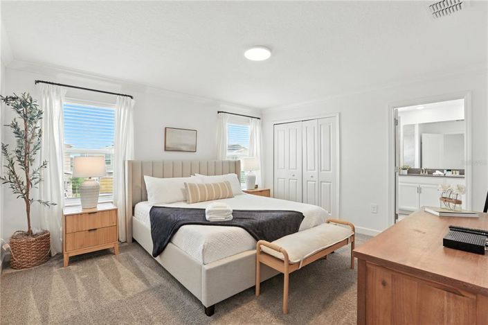 Image No.13-4 Bed Townhouse for sale