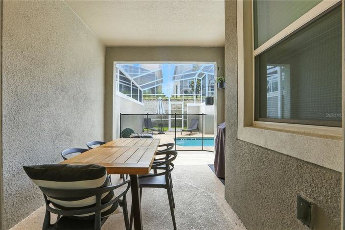 Image No.28-4 Bed Townhouse for sale