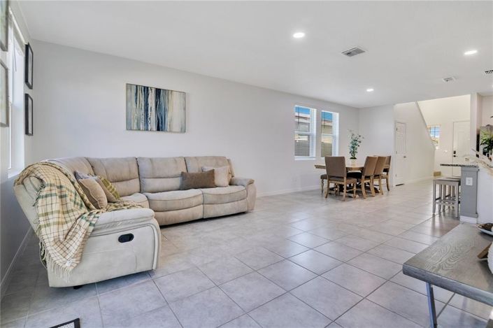 Image No.10-4 Bed Property for sale