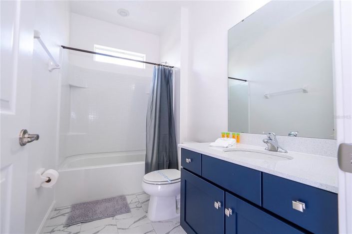 Image No.38-9 Bed Property for sale