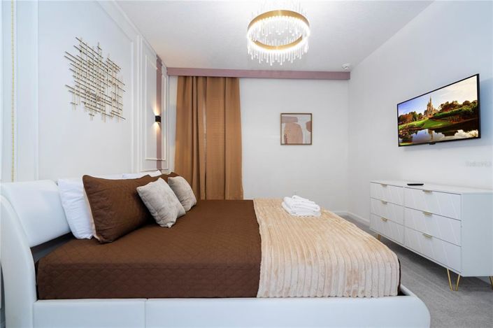 Image No.42-9 Bed Property for sale