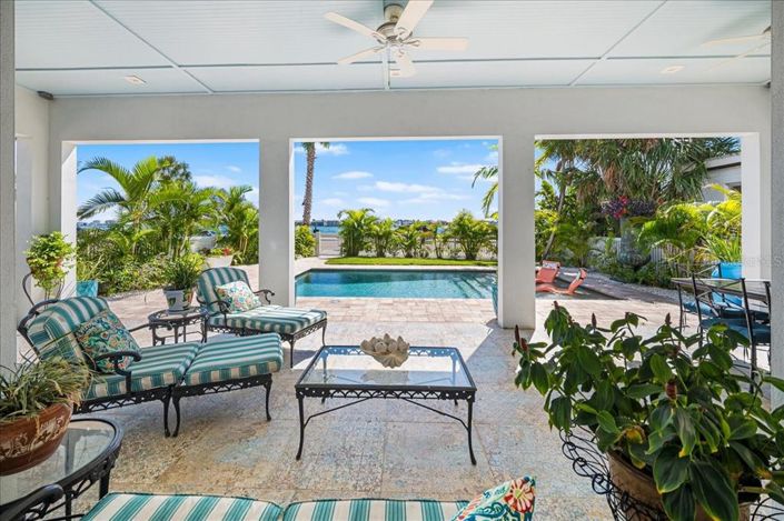 Image No.16-4 Bed Property for sale