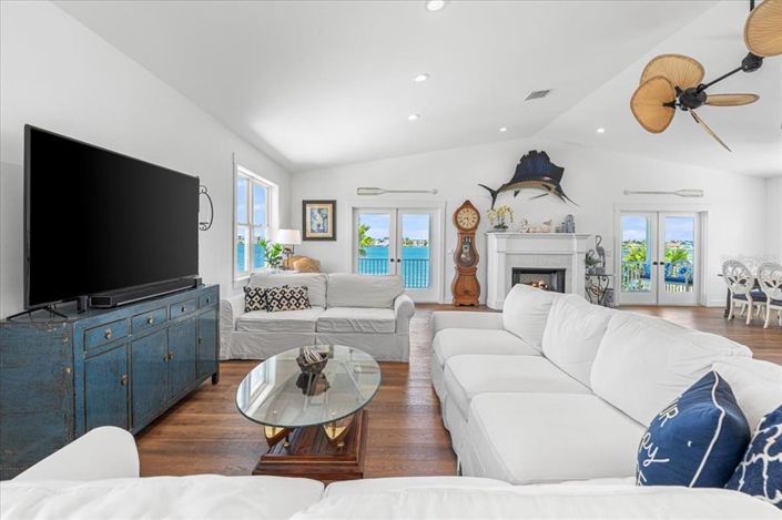 Image No.7-4 Bed Property for sale