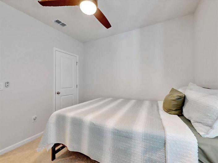 Image No.11-3 Bed Property for sale