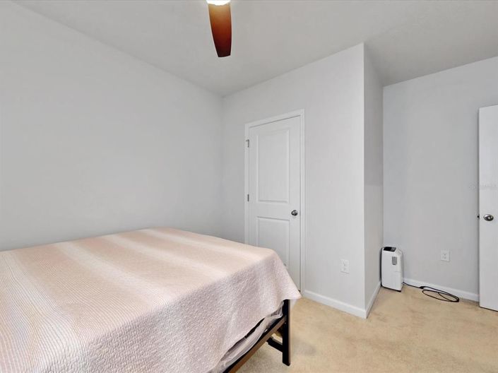 Image No.14-3 Bed Property for sale