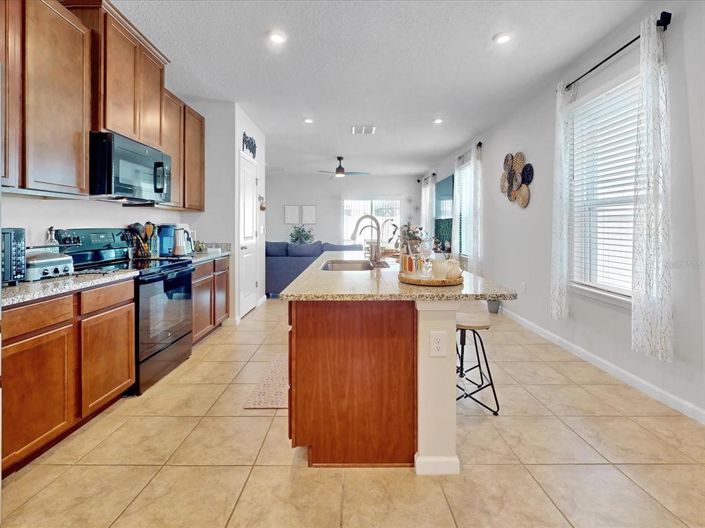 Image No.7-3 Bed Property for sale