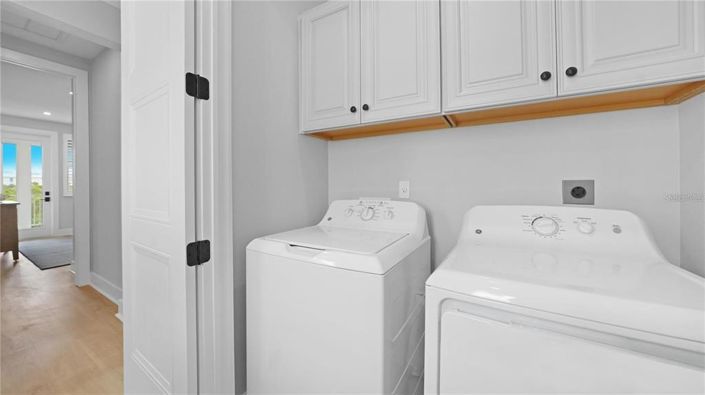 Image No.26-4 Bed Property for sale