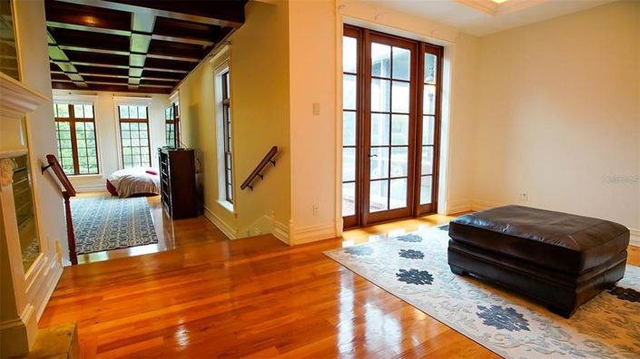 Image No.18-4 Bed Property for sale