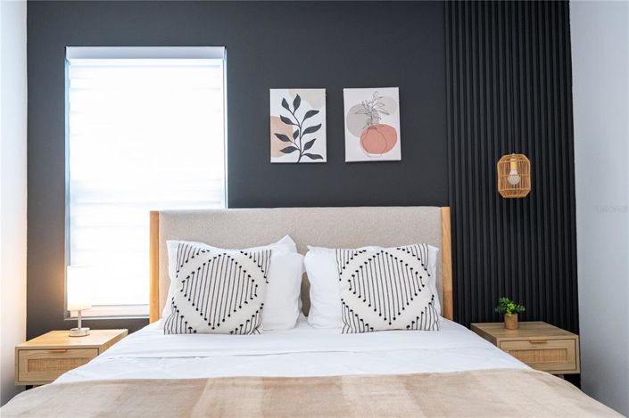 Image No.50-6 Bed Property for sale