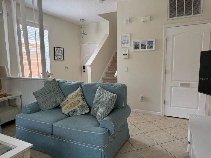 Image No.5-4 Bed Property for sale