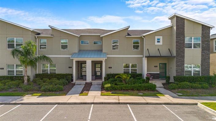 Image No.2-4 Bed Townhouse for sale