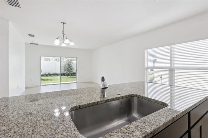 Image No.12-4 Bed Property for sale