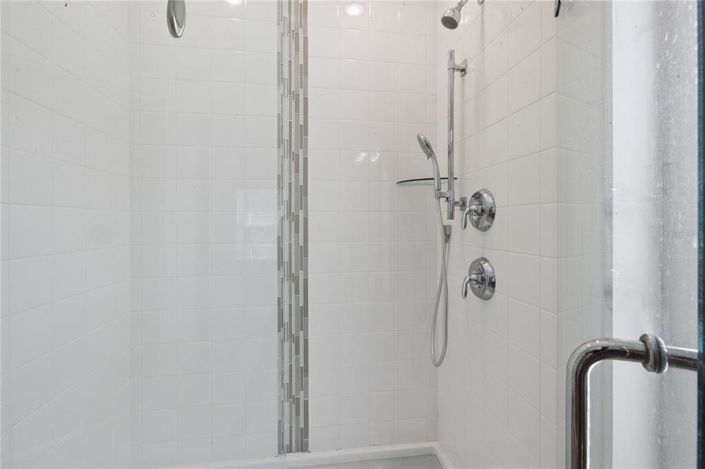 Image No.16-4 Bed Property for sale