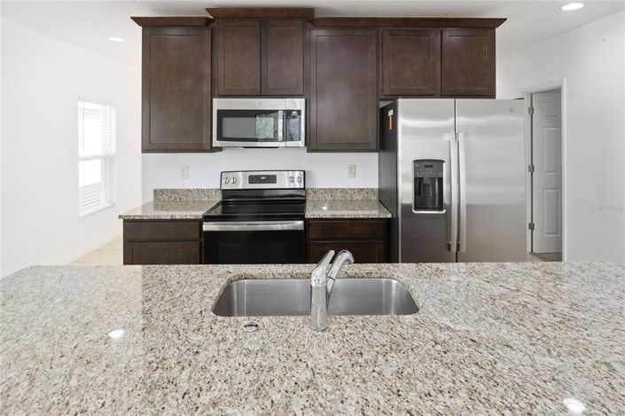 Image No.5-4 Bed Property for sale