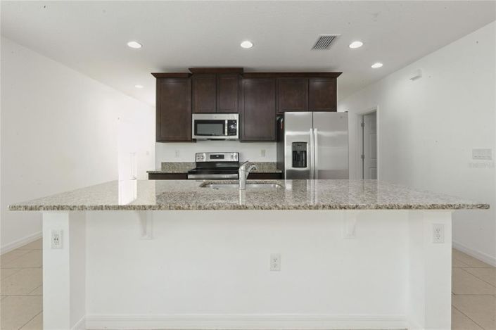 Image No.7-4 Bed Property for sale