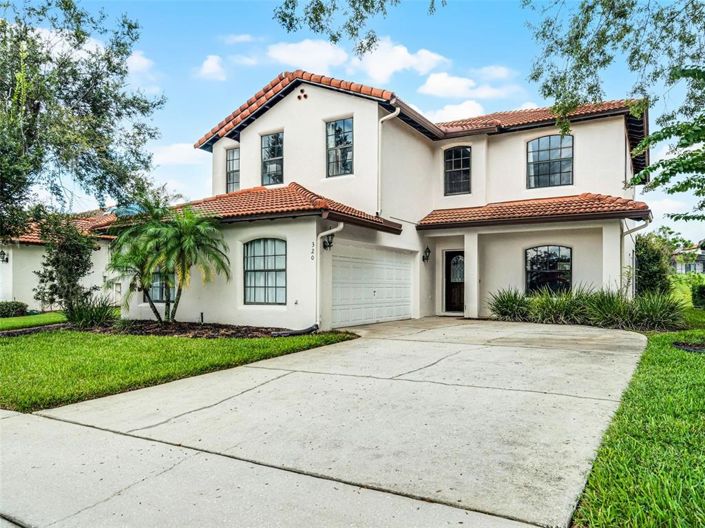 Image No.2-5 Bed Property for sale