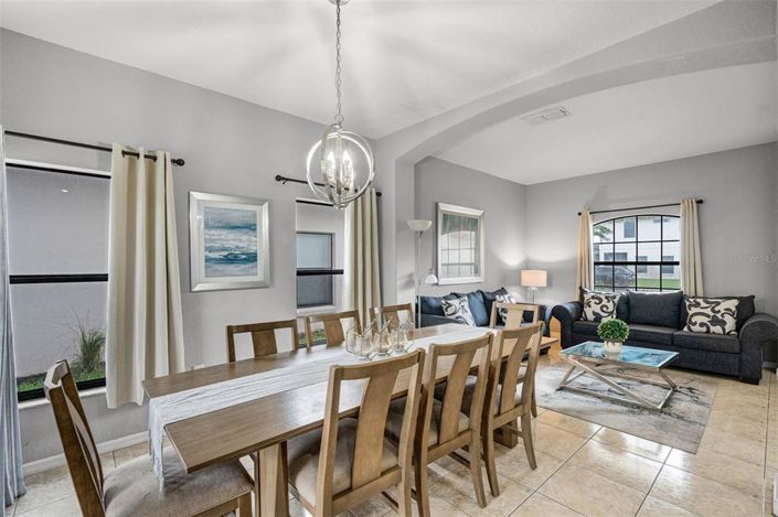 Image No.9-5 Bed Property for sale