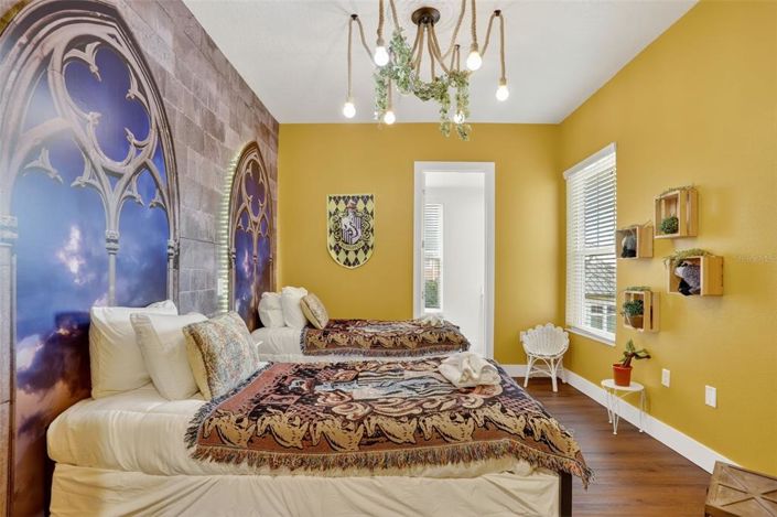 Image No.26-4 Bed Townhouse for sale