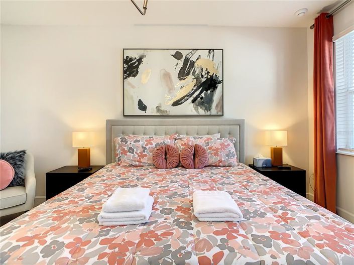 Image No.60-9 Bed Property for sale